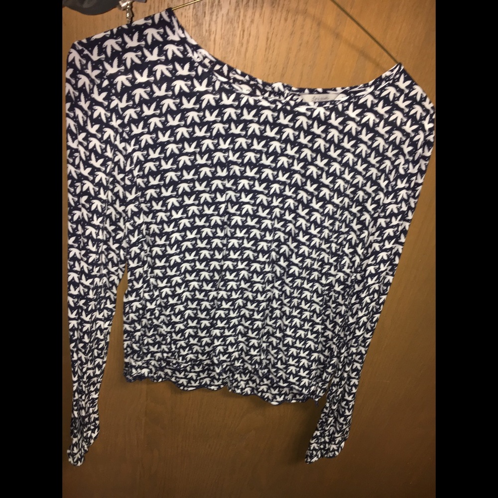Woman's shirt